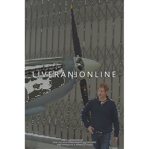 Prince Harry visits the Boultbee Flight Academy on 15/02/2014 at Goodwood Motor Circuit, Goodwood. ©photoshot/AGENZIA ALDO LIVERANI SAS - ITALY ONLY - EDITORIAL USE ONLY ©photoshot/AGENZIA ALDO LIVERANI SAS - ITALY ONLY - REALI INGLESI: Il principe Harry d\'inghilterra in visita all\'accademia di volo Boultbee a Goodwood Motor Circuit 15 febbraio 2014