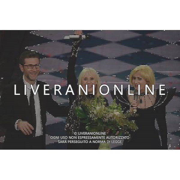 Festival di Sanremo Nella foto: fabio Fazio Luciana Littizzetto e Raffaella Carra\' Prima Serata 64mo Festival della Canzone Italiana di Sanremo 18 febbraio 2014 ©gazzaniga/AGENZIA ALDO LIVERANI SAS