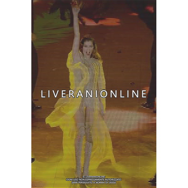 Prima Serata 64mo Festival della Canzone Italiana di Sanremo 18 febbraio 2014 Nella foto: il balletto di Laetitia Casta ©gazzaniga/AGENZIA ALDO LIVERANI SAS