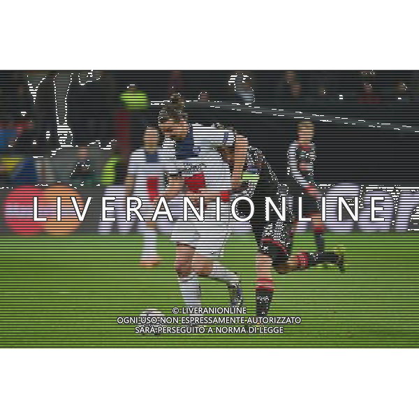 Zlatan IBRAHIMOVIC / Simon ROLFES - 18.02.2014 - Bayer Leverkusen / Paris Saint Germain - 1/8emeFinale Aller Ligue des Champions - Photo : Dave Winter / Icon Sport AG ALDO LIVERANI SAS ONLY ITALY