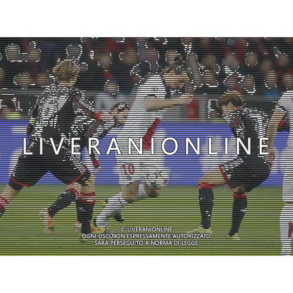 Championsleague, Bayer Leverkusen vs. Paris St. Germain, 18.02.14 Simon Rolfes (Leverkusen) und Heung-Min Son (Leverkusen) gegen Zlatan Ibrahimovic (Paris) Hasan Bratic;Koblenzerstr.3;56412 Nentershausen;Tel.:0172-2733357; hb-press-agency@t-online.de;http://www.uptodate-bildagentur.de; Veroeffentlichung gem. AGB - Stand 09.2006; Foto ist Honorarpflichtig zzgl. 7% Ust.; Steuer-Nr.: 30 807 6032 6;Finanzamt Montabaur; Nassauische Sparkasse Nentershausen; Konto 828017896, BLZ 510 500 15;SWIFT-BIC: NASS DE 55;IBAN: DE69 5105 0015 0828 0178 96; Belegexemplar erforderlich! AG ALDO LIVERANI SAS ONLY ITALY