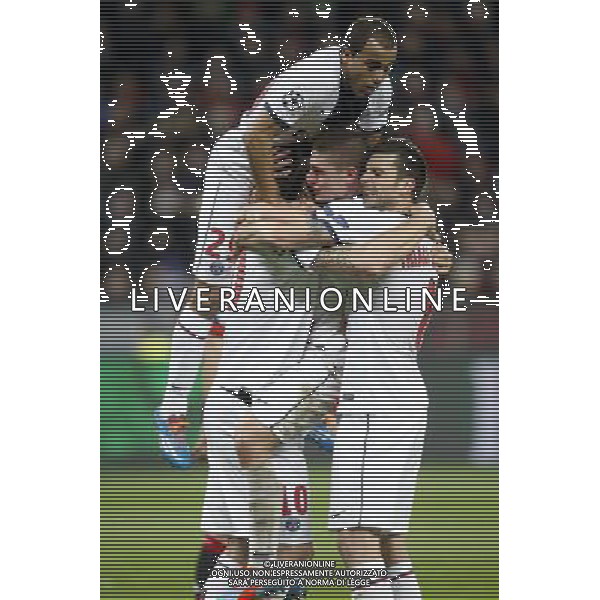 Championsleague, Bayer Leverkusen vs. Paris St. Germain, 18.02.14 Zlatan Ibrahimovic (Paris) jubelt mit der Mannschaft ¸ber sein Tor zum 2:0 Hasan Bratic;Koblenzerstr.3;56412 Nentershausen;Tel.:0172-2733357; hb-press-agency@t-online.de;http://www.uptodate-bildagentur.de; Veroeffentlichung gem. AGB - Stand 09.2006; Foto ist Honorarpflichtig zzgl. 7% Ust.; Steuer-Nr.: 30 807 6032 6;Finanzamt Montabaur; Nassauische Sparkasse Nentershausen; Konto 828017896, BLZ 510 500 15;SWIFT-BIC: NASS DE 55;IBAN: DE69 5105 0015 0828 0178 96; Belegexemplar erforderlich! AG ALDO LIVERANI SAS ONLY ITALY