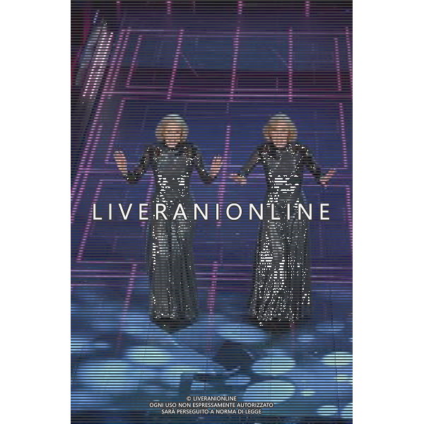 Seconda Serata 64mo Festival della Canzone Italiana di Sanremo 19 febbraio 2014 Nella foto: Le gemelle Alice ed Ellen Kessler ©gazzaniga/AGENZIA ALDO LIVERANI SAS