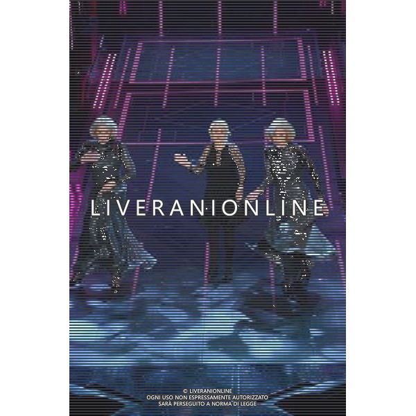 Seconda Serata 64mo Festival della Canzone Italiana di Sanremo 19 febbraio 2014 Nella foto: Le gemelle Alice ed Ellen Kessler con luciana Littizzetto ©gazzaniga/AGENZIA ALDO LIVERANI SAS