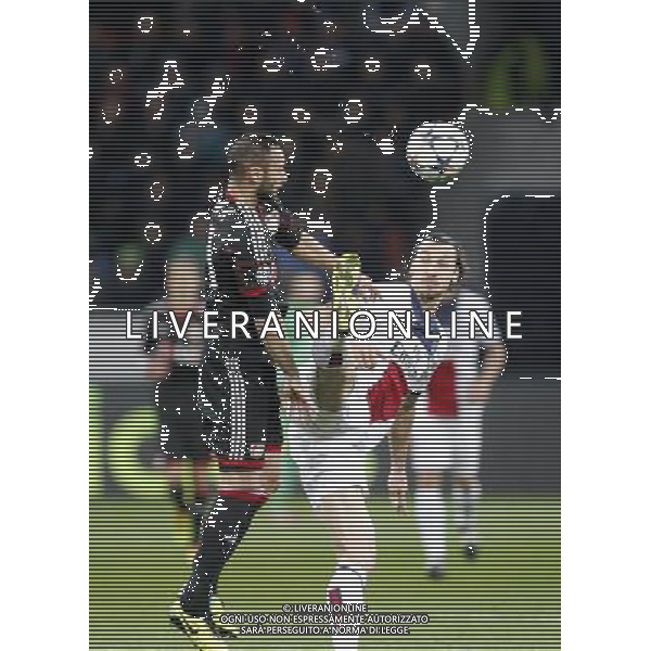 Championsleague, Bayer Leverkusen vs. Paris St. Germain, 18.02.14 ÷mer Toprak (Leverkusen) gegen Zlatan Ibrahimovic (Paris) Hasan Bratic;Koblenzerstr.3;56412 Nentershausen;Tel.:0172-2733357; hb-press-agency@t-online.de;http://www.uptodate-bildagentur.de; Veroeffentlichung gem. AGB - Stand 09.2006; Foto ist Honorarpflichtig zzgl. 7% Ust.; Steuer-Nr.: 30 807 6032 6;Finanzamt Montabaur; Nassauische Sparkasse Nentershausen; Konto 828017896, BLZ 510 500 15;SWIFT-BIC: NASS DE 55;IBAN: DE69 5105 0015 0828 0178 96; Belegexemplar erforderlich! AG ALDO LIVERANI SAS ONLY ITALY