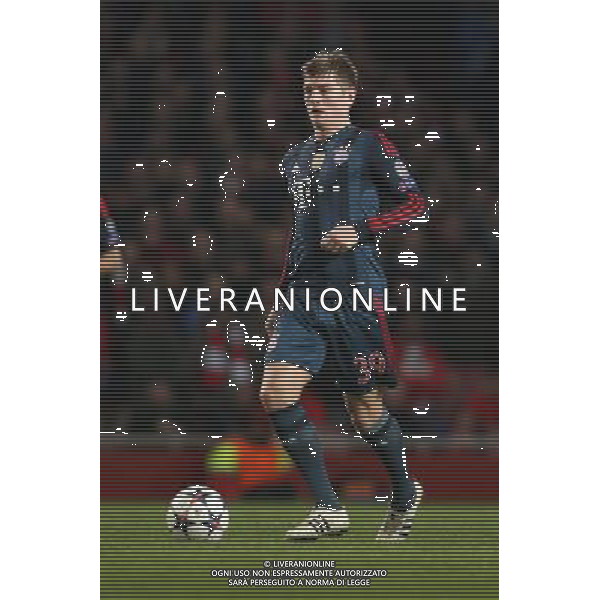 19.02.2014, Emirates Stadion, London, ENG, UEFA CL, FC Arsenal vs FC Bayern Muenchen, Achtelfinale, im Bild Toni Kroos (FC Bayern Muenchen #39), Aktion, Action // during the UEFA Champions League Round of 16 match between FC Arsenal and FC Bayern Munich at the Emirates Stadion in London, Great Britain on 2014/02/19. EXPA Pictures © 2014, PhotoCredit: EXPA/ Eibner-Pressefoto/ Schueler *****ATTENTION - OUT of GER***** AG ALDO LIVERANI SAS ONLY ITALY