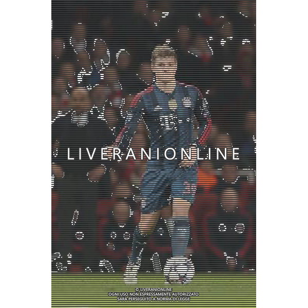 19.02.2014, Emirates Stadion, London, ENG, UEFA CL, FC Arsenal vs FC Bayern Muenchen, Achtelfinale, im Bild Toni Kroos (FC Bayern Muenchen #39), Aktion, Action // during the UEFA Champions League Round of 16 match between FC Arsenal and FC Bayern Munich at the Emirates Stadion in London, Great Britain on 2014/02/19. EXPA Pictures © 2014, PhotoCredit: EXPA/ Eibner-Pressefoto/ Schueler *****ATTENTION - OUT of GER***** AG ALDO LIVERANI SAS ONLY ITALY