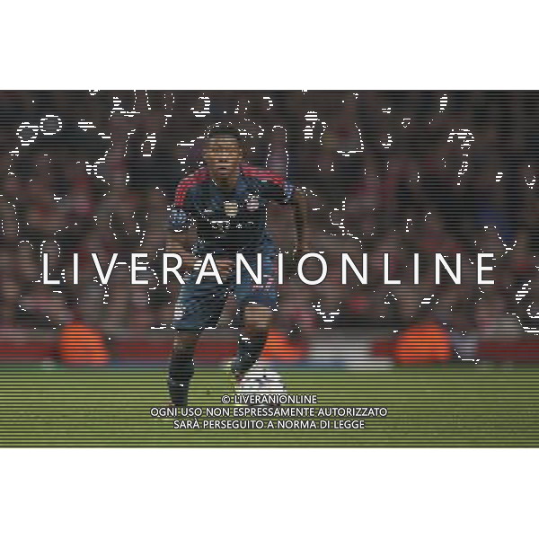 19.02.2014, Emirates Stadion, London, ENG, UEFA CL, FC Arsenal vs FC Bayern Muenchen, Achtelfinale, im Bild David Alaba (FC Bayern Muenchen #27), Aktion, Action // during the UEFA Champions League Round of 16 match between FC Arsenal and FC Bayern Munich at the Emirates Stadion in London, Great Britain on 2014/02/19. EXPA Pictures © 2014, PhotoCredit: EXPA/ Eibner-Pressefoto/ Schueler *****ATTENTION - OUT of GER***** AG ALDO LIVERANI SAS ONLY ITALY