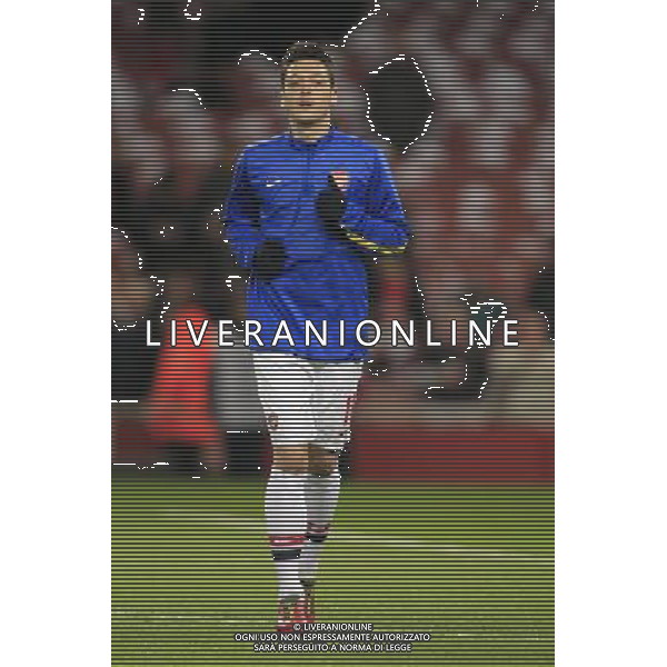19.02.2014, Emirates Stadion, London, ENG, UEFA CL, FC Arsenal vs FC Bayern Muenchen, Achtelfinale, im Bild Mesut Oezil (Arsenal FC #11) beim Aufwaermen // during the UEFA Champions League Round of 16 match between FC Arsenal and FC Bayern Munich at the Emirates Stadion in London, Great Britain on 2014/02/19. EXPA Pictures © 2014, PhotoCredit: EXPA/ Eibner-Pressefoto/ Schueler *****ATTENTION - OUT of GER***** AG ALDO LIVERANI SAS ONLY ITALY
