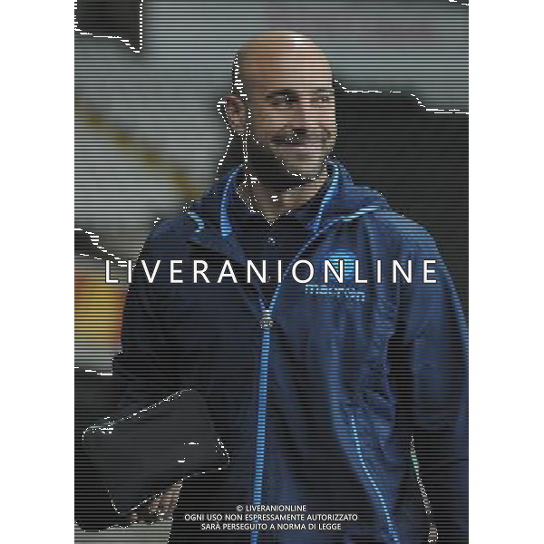 Napoli\'s Pepe Reina arrives at the Liberty Stadium Photo by Ian Cook/CameraSport Football - UEFA Europa League Round of 32 - Swansea City v Napoli - Thursday 20th February 2014 - The Liberty Stadium - Swansea © CameraSport - 43 Linden Ave. Countesthorpe. Leicester. England. LE8 5PG - Tel: +44 (0) 116 277 4147 - admin@camerasport.com - www.camerasport.com /AGENZIA ALDO LIVERANI SAS - ITALY ONLY - EDITORIAL USE ONLY