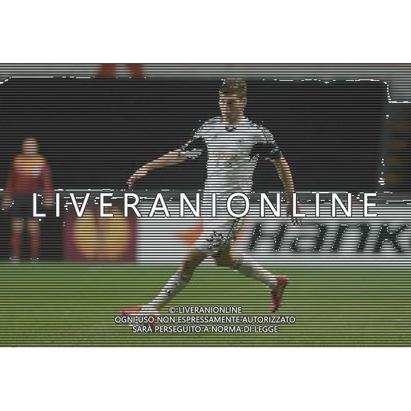 Swansea City\'s Ben Davies in action during todays match Photo by Ian Cook/CameraSport Football - UEFA Europa League Round of 32 - Swansea City v Napoli - Thursday 20th February 2014 - The Liberty Stadium - Swansea © CameraSport - 43 Linden Ave. Countesthorpe. Leicester. England. LE8 5PG - Tel: +44 (0) 116 277 4147 - admin@camerasport.com - www.camerasport.com AG ALDO LIVERANI SAS ONLY ITALY