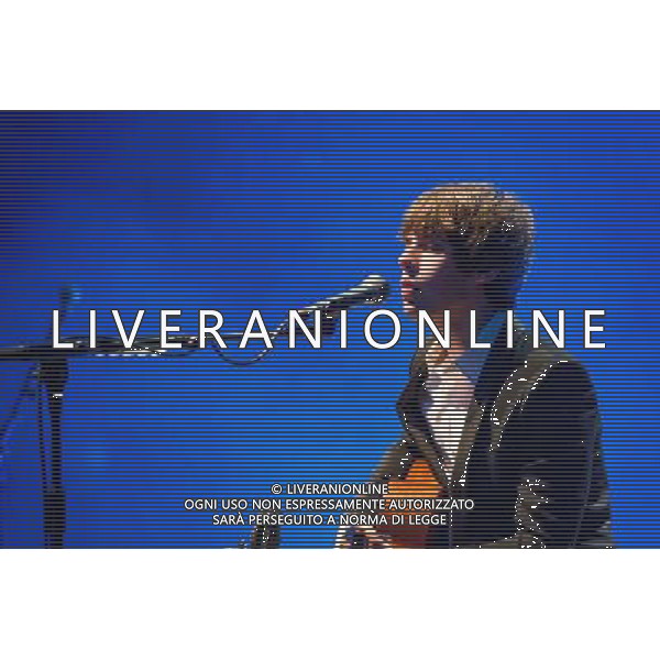 Jake Bugg performing live in concert headlining the first Albert Session of 2014 at the Royal Albert Hall, (RAH), London, United Kingdom. Ahead of this Albert Sessions concert, Jake is supporting the Hall\'s education and outreach programme by preparing a group of young vocalists for a once-in-a-lifetime opportunity. Date: 21/02/2014 AG ALDO LIVERANI SAS ONLY ITALY
