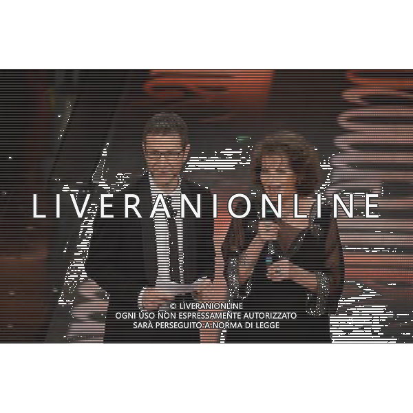 Serata finale del 64mo Festival della Canzone Italiana di Sanremo 22 febbraio 2014 Nella foto: Claudia Cardinale e Fabio Fazio ©gazzaniga/AGENZIA ALDO LIVERANI SAS