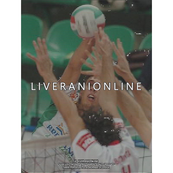 CUNEO 12/11/04 CAMPIONATO DI PALLAVOLO SERIE A1 TIM 2004/05 BREBANCA CUNEO-COPRA PIACENZA NELLA FOTO ANDRAE BJORNE PH GIGI ARCAINI/ALDO LIVERANI