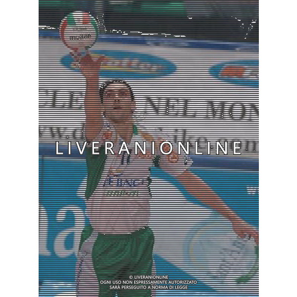 CUNEO 12/11/04 CAMPIONATO DI PALLAVOLO SERIE A1 TIM 2004/05 BREBANCA CUNEO-COPRA PIACENZA NELLA FOTO GODOY FILHO GILBERTO AMAURI PH GIGI ARCAINI/ALDO LIVERANI