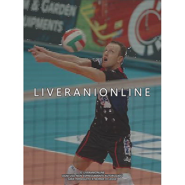 CUNEO 12/11/04 CAMPIONATO DI PALLAVOLO SERIE A1 TIM 2004/05 BREBANCA CUNEO-COPRA PIACENZA NELLA FOTO VERGNAGHI DANIELE PH GIGI ARCAINI/ALDO LIVERANI