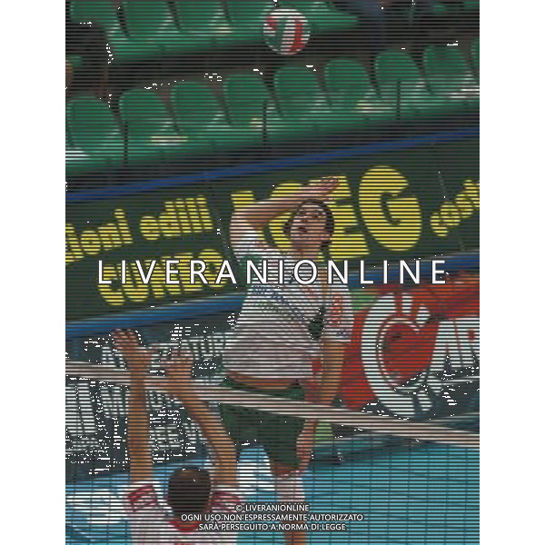 CUNEO 12/11/04 CAMPIONATO DI PALLAVOLO SERIE A1 TIM 2004/05 BREBANCA CUNEO-COPRA PIACENZA NELLA FOTO WIJSMANS WOUT PH GIGI ARCAINI/ALDO LIVERANI