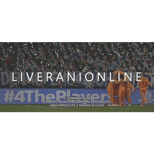 firo Fu§ball,Fussball, 26.02.2014 UEFA Champions League, Achtelfinale, Saison 2013/2014 FC Schalke 04 - Real Madrid (1:6) Madrid, Jubel, Torjubel, Jubeltraube nach dem Tor zum 2-0, 4 The Player, Playstation, $worldrightsEs gelten unsere AGB, einsehbar auf www.firosportphoto.de copyright by firo sportphoto: Coesfelder Str. 207 D- 48249 DŸlmen www.firosportphoto.de mail@firosportphoto.de (V o l k s b a n k B o c h u m - W i t t e n ) BLZ.: 430 601 29 Kt. Nr.: 341 117 100 Tel: +49-2594 - 9916004 Fax: +49-2594 - 9916005 AG ALDO LIVERANI SAS ONLY ITALY