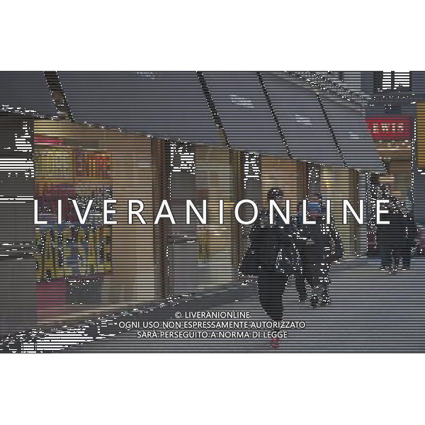 A Loehmann\'s department store in the Chelsea neighborhood of New York on Thursday, January 9, 2014.The women\'s clothing retailer which filed for bankruptcy protection for the third time has been finally given approval by the court to liquidate and have its going out of business sale.. The off-price merchandiser faced the same problems that besieged its defunct rivals, Sym\'s, Filene\'s and Daffy\'s, the production of goods has been streamlined by computerization resulting in less excess inventory that manufacturers must unload. ©PHOTOSHOT/AGENZIA ALDO LIVERANI SAS - ITALY ONLY - EDITORIAL USE ONLY