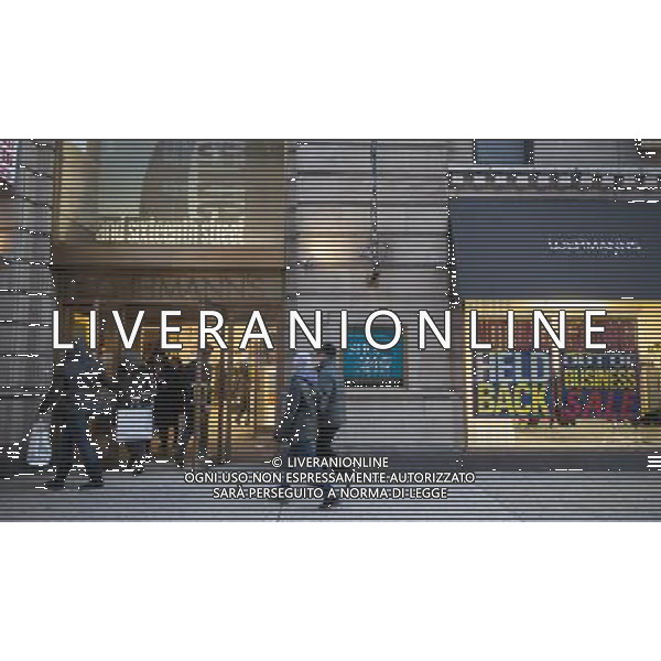 A Loehmann\'s department store in the Chelsea neighborhood of New York on Thursday, January 9, 2014.The women\'s clothing retailer which filed for bankruptcy protection for the third time has been finally given approval by the court to liquidate and have its going out of business sale.. The off-price merchandiser faced the same problems that besieged its defunct rivals, Sym\'s, Filene\'s and Daffy\'s, the production of goods has been streamlined by computerization resulting in less excess inventory that manufacturers must unload. ©PHOTOSHOT/AGENZIA ALDO LIVERANI SAS - ITALY ONLY - EDITORIAL USE ONLY