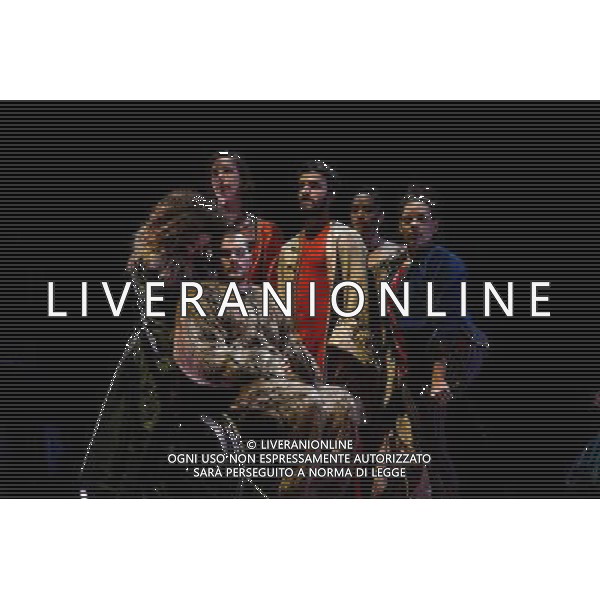 Candoco Dance Company, Triple bill at Trinity Laban Conservatoire for Music and Dance. Dancers:Annie Hanauer, Kostas Papamatthaiakis,Susanna Recchia,Rick Rodgers,Tanja Erhart,Andrew Graham,Mirjam Gurtner. AG ALDO LIVERANI SAS ONLY ITALY