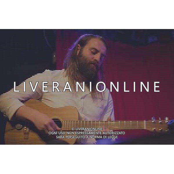 Matthew Hayward, drummer and guitarist with Band of Skulls performs at their acoustic set in Madame JoJo\'s, London, on the first 2014 tour date ***EXCLUSIVE*** AG ALDO LIVERANI SAS ONLY ITALY