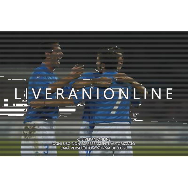 napoli 12/10/2002 italia - jugoslavia nella foto esultanza italia agenzia aldo liverani