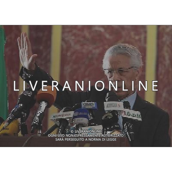 (140228) -- ALGIERS, Feb. 28, 2014 () -- Former Algerian Prime Minister Mouloud Hamrouche addresses a press conference in Algiers, capital of Algeria, Feb. 27, 2014. Mouloud Hamrouche said on Thursday that he will not run for the next president, whose election will be held on April 17. (/Mohamed Kadri) AG ALDOL IVERANI SAS ONLY ITALY