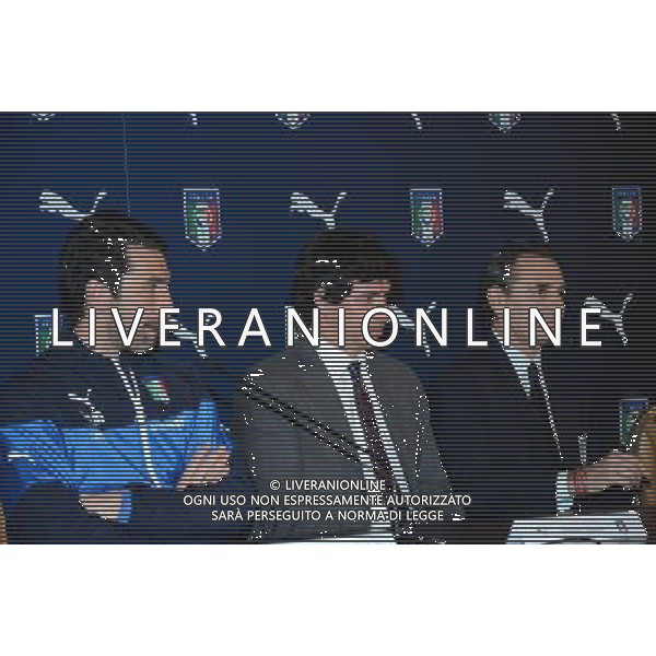Raduno della nazionale di calcio presso l\'Hotel Sheraton Malpensa, Conferenza stampa del CT e presentazione nuova maglia PUMA - Varese 03 marzo 2014 Nella foto: Gianluii Buffon, Demetrio Albertini e Cesare Prandelli ©gazzaniga/AGENZIA ALDO LIVERANI SAS