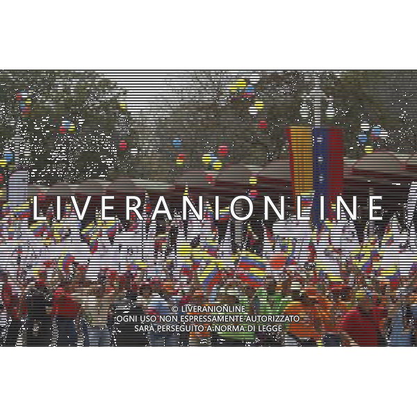 (140305) -- CARACAS, March 5, 2014 () -- People take part during the civic-military parade in honor of late Venezuelan President Hugo Chavez, on the framework of the first anniversary of his death, at Paseo Los Proceres, in Caracas, Venezuela, on March 5, 2014. (/AVN) AG ALDO LIVERANI SAS ONLY ITALY
