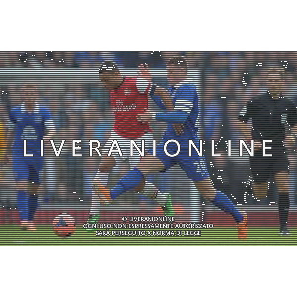 ALEX OXLADE-CHAMBERLAIN \' ROSS BARKLEY ARSENAL FC V EVERTON FC ARSENAL FC V EVERTON FC, THE BUDWEISER FA CUP QUARTER FINAL EMIRATES STADIUM, LONDON, ENGLAND 08 March 2014 GAT79246 THE BUDWEISER FA CUP QUARTER FINALS WARNING! This Photograph May Only Be Used For Newspaper And/Or Magazine Editorial Purposes. May Not Be Used For Publications Involving 1 player, 1 Club Or 1 Competition Without Written Authorisation From Football DataCo Ltd. For Any Queries, Please Contact Football DataCo Ltd on +44 (0) 207 864 9121 AG ALDO LIVERANI SAS ONLY ITALY