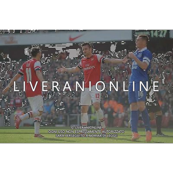 MESUT OZIL, OLIVIER GIROUD, JAMES MCCARTHY ARSENAL FC V EVERTON FC ARSENAL FC V EVERTON FC, THE BUDWEISER FA CUP QUARTER FINAL EMIRATES STADIUM, LONDON, ENGLAND 08 March 2014 GAT79234 THE BUDWEISER FA CUP QUARTER FINALS WARNING! This Photograph May Only Be Used For Newspaper And/Or Magazine Editorial Purposes. May Not Be Used For Publications Involving 1 player, 1 Club Or 1 Competition Without Written Authorisation From Football DataCo Ltd. For Any Queries, Please Contact Football DataCo Ltd on +44 (0) 207 864 9121 AG ALDO LIVERANI SAS ONLY ITALY