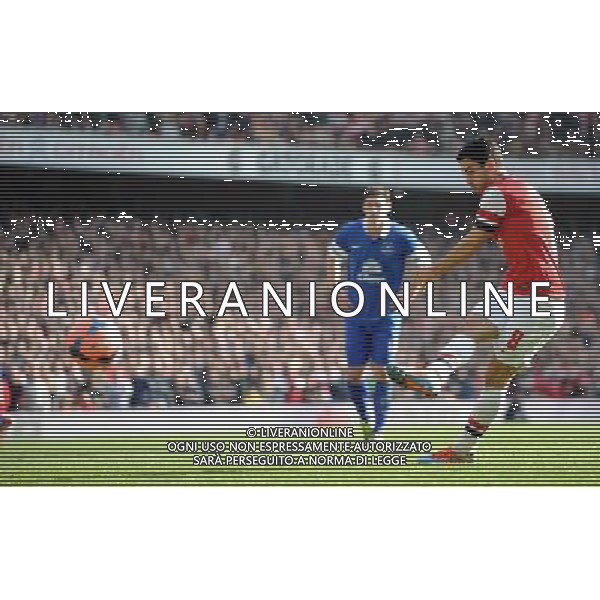 MIKEL ARTETA SCORES 1ST ATTEMPT AT PENALTY ARSENAL FC V EVERTON FC ARSENAL FC V EVERTON FC, THE BUDWEISER FA CUP QUARTER FINAL EMIRATES STADIUM, LONDON, ENGLAND 08 March 2014 GAT79229 THE BUDWEISER FA CUP QUARTER FINALS WARNING! This Photograph May Only Be Used For Newspaper And/Or Magazine Editorial Purposes. May Not Be Used For Publications Involving 1 player, 1 Club Or 1 Competition Without Written Authorisation From Football DataCo Ltd. For Any Queries, Please Contact Football DataCo Ltd on +44 (0) 207 864 9121 AG ALDO LIVERANI SAS ONLY ITALY