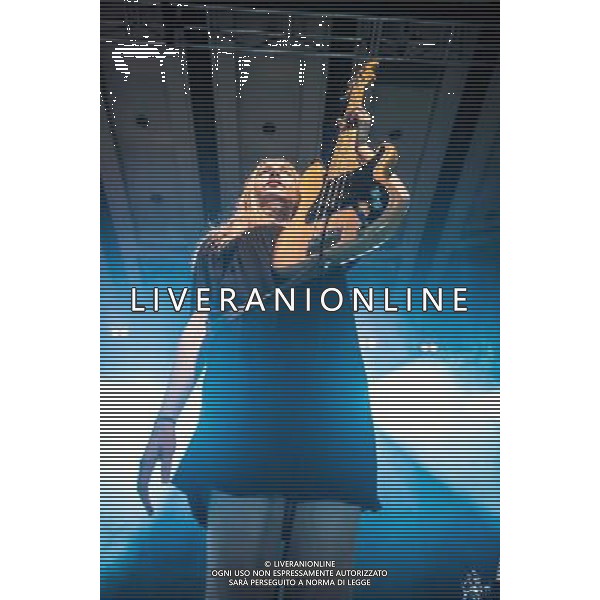 Haim perform at Brighton Dome on 7 March 2014. Este Haim pictured. AG ALDO LIVERANI SAS ONLY ITALY