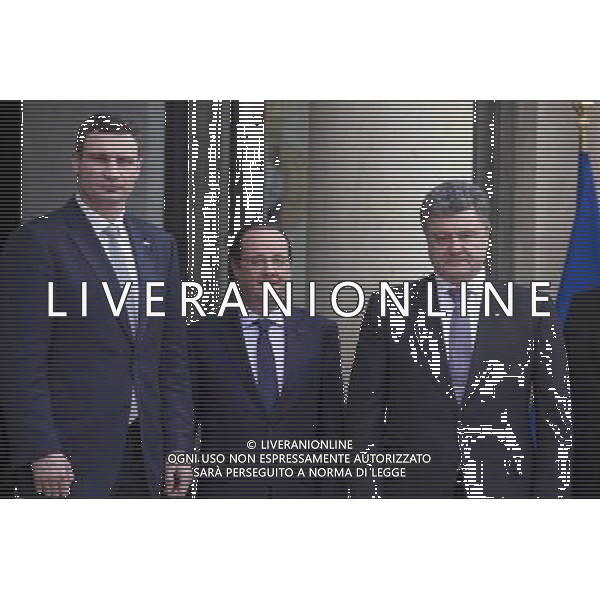 French President Francois Hollande welcomes French philosopher Bernard Henri Levy, former Ukrainian Foreign Affairs Minister Petro Porochenko, and Ukrainian world champion heavy weight boxer and politician Vitali Klitschko prior to a meeting at the Elysee Palace in Paris, France, 07 Mars 2014. This meeting takes place after an extraordinary EU leaders meeting in Brussels regarding the situation in Ukraine and the response to give as Russia entered Crimea. AG ALDO LIVERANI SAS ONLY ITALY