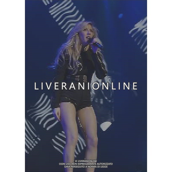 Ellie Goulding performing at Liverpool Echo Arena, England on 8th March 2014. ©PHOTOSHOT/AGENZIA ALDO LIVERANI SAS - ITALY ONLY - EDITORIAL USE ONLY