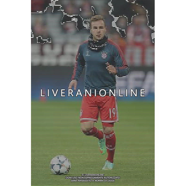 Mario Goetze #19 (FC Bayern Muenchen) beim warm up during the UEFA Champions League Round of 16, 2nd Leg match between FC Bayern Munich and Arsenal FC at the Allianz Arena in Muenchen, Germany on 2014/03/11. EXPA Pictures © 2014, PhotoCredit: EXPA/ Eibner-Pressefoto/ Kolbert *****ATTENTION - OUT of GER***** ©photoshot/AGENZIA ALDO LIVERANI SAS - ITALY ONLY - Bayern Monaco vs Arsenal UEFA Champions League Ottavi di 16 all\'Allianz Arena di Monaco di Baviera, in Germania 11 marzo 2014