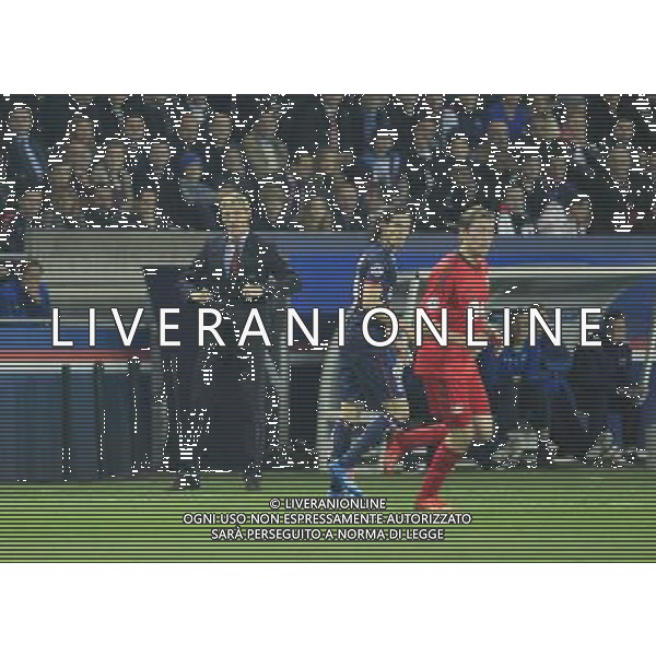 12.03.2014, Parc des Princes, Paris, FRA, UEFA CL, Paris Saint Germain vs Bayer 04 Leverkusen, Achtelfinale, Rueckspiel, im Bild Trainer Sami Hyypiae (Bayer 04 Leverkusen) wuetend, sauer, Emotion // during the UEFA Champions League Round of 16, 2nd Leg match between Paris Saint Germain and Bayer 04 Leverkusen at the Parc des Princes in Paris, France on 2014/03/12. EXPA Pictures © 2014, PhotoCredit: EXPA/ Eibner-Pressefoto/ Schueler *****ATTENTION - OUT of GER***** ©photoshot/AGENZIA ALDO LIVERANI SAS - ITALY ONLY - Paris Saint Germain vs Bayer Leverkusen 04 UEFA Champions League Ottavi di 16, a Parigi, Francia 12 marzo 2014