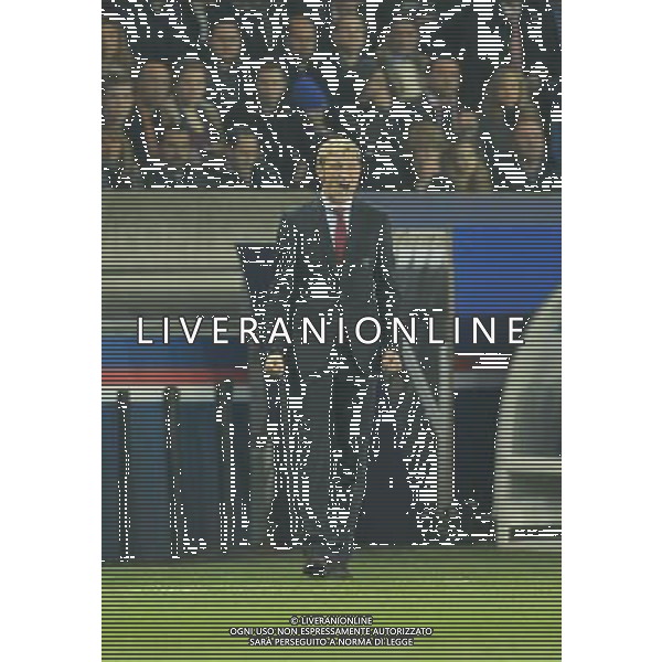 12.03.2014, Parc des Princes, Paris, FRA, UEFA CL, Paris Saint Germain vs Bayer 04 Leverkusen, Achtelfinale, Rueckspiel, im Bild Trainer Sami Hyypiae (Bayer 04 Leverkusen) wuetend, sauer, Emotion // during the UEFA Champions League Round of 16, 2nd Leg match between Paris Saint Germain and Bayer 04 Leverkusen at the Parc des Princes in Paris, France on 2014/03/12. EXPA Pictures © 2014, PhotoCredit: EXPA/ Eibner-Pressefoto/ Schueler *****ATTENTION - OUT of GER***** ©photoshot/AGENZIA ALDO LIVERANI SAS - ITALY ONLY - Paris Saint Germain vs Bayer Leverkusen 04 UEFA Champions League Ottavi di 16, a Parigi, Francia 12 marzo 2014