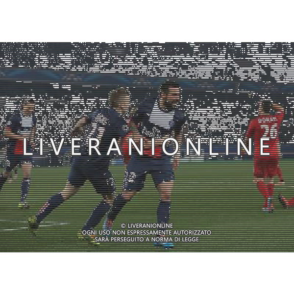 12.03.2014, Parc des Princes, Paris, FRA, UEFA CL, Paris Saint Germain vs Bayer 04 Leverkusen, Achtelfinale, Rueckspiel, im Bild Ezequiel Lavezzi (FC Paris Saint-Germain #22), Lucas Digne (FC Paris Saint-Germain #21) beim Torjubel nach dem Treffer zum 2:1, Emotion, Freude, Glueck, Positiv // during the UEFA Champions League Round of 16, 2nd Leg match between Paris Saint Germain and Bayer 04 Leverkusen at the Parc des Princes in Paris, France on 2014/03/12. EXPA Pictures © 2014, PhotoCredit: EXPA/ Eibner-Pressefoto/ Schueler *****ATTENTION - OUT of GER***** ©photoshot/AGENZIA ALDO LIVERANI SAS - ITALY ONLY - Paris Saint Germain vs Bayer Leverkusen 04 UEFA Champions League Ottavi di 16, a Parigi, Francia 12 marzo 2014