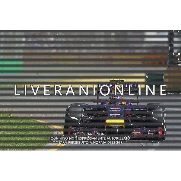 Daniel Ricciardo (AUS) Red Bull Racing RB10. 14.03.2014. Formula 1 World Championship, Rd 1, Australian Grand Prix, Albert Park, Melbourne, Australia, Practice Day. - www.xpbimages.com, EMail: requests@xpbimages.com - copy of publication required for printed pictures. Every used picture is fee-liable. © Copyright: Photo4 / XPB Images /Ag. Aldo Liverani s.a.s.-Only Italy-Editorial Use Only