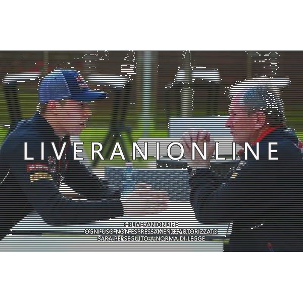 (L to R): Daniil Kvyat (RUS) Scuderia Toro Rosso with Dr Helmut Marko (AUT) Red Bull Motorsport Consultant. 15.03.2014. Formula 1 World Championship, Rd 1, Australian Grand Prix, Albert Park, Melbourne, Australia, Qualifying Day. - www.xpbimages.com, EMail: requests@xpbimages.com - copy of publication required for printed pictures. Every used picture is fee-liable. © Copyright: Batchelor / XPB Images AG ALDO LIVERANI SAS ONLY ITALY