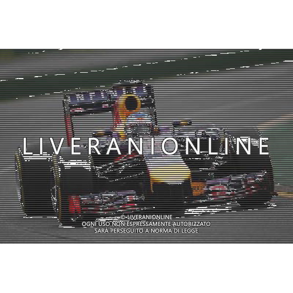 Sebastian Vettel (GER) Red Bull Racing RB10. 15.03.2014. Formula 1 World Championship, Rd 1, Australian Grand Prix, Albert Park, Melbourne, Australia, Qualifying Day. - www.xpbimages.com, EMail: requests@xpbimages.com - copy of publication required for printed pictures. Every used picture is fee-liable. © Copyright: Moy / XPB Images AG ALDO LIVERANI SAS ONLY ITALY