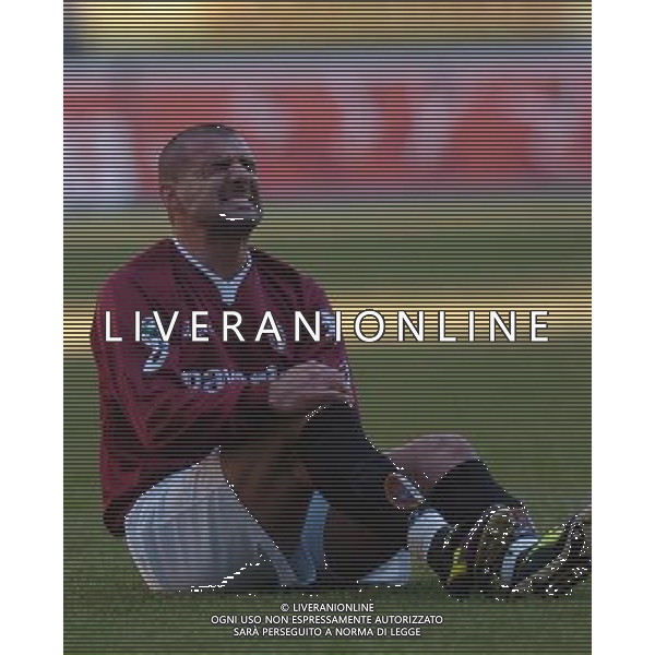TORINO, 19 / 11 / 2004 COPPA ITALIA - OTTAVI PARTITA: TORINO - SAMPDORIA NELLA FOTO: MANIERO PH GIGI ARCAINI / AGENZIA ALDO LIVERANI
