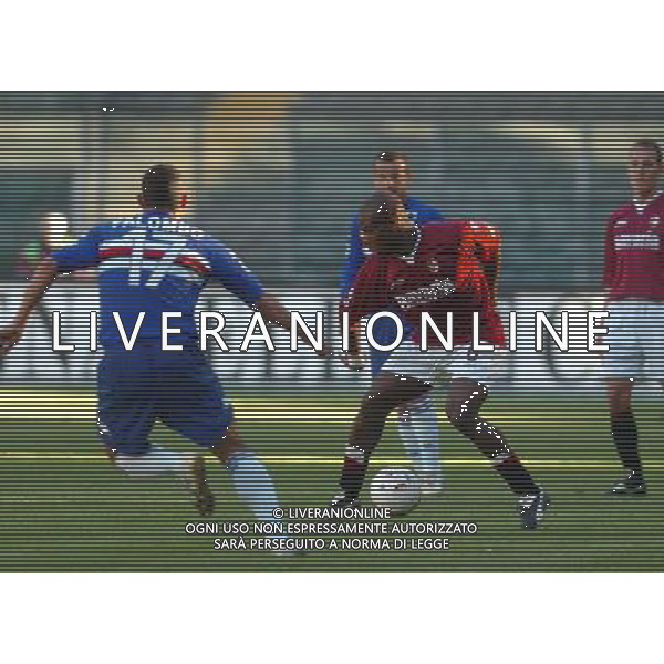 TORINO, 19 / 11 / 2004 COPPA ITALIA - OTTAVI PARTITA: TORINO - SAMPDORIA NELLA FOTO: MUDINGAY PH GIGI ARCAINI / AGENZIA ALDO LIVERANI