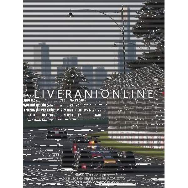 (140314) -- MELBOURNE, March 14, 2014 () -- Red Bull Racing Formula one driver Sebastian Vettel (Front) of Germany drives during the second practice session of the Australian Formula One Grand Prix at Albert Park in Melbourne, Australia, March 14, 2014. (/Bai Xue) ©PHOTOSHOT/AGENZIA ALDO LIVERANI SAS - ITALY ONLY - EDITORIAL USE ONLY