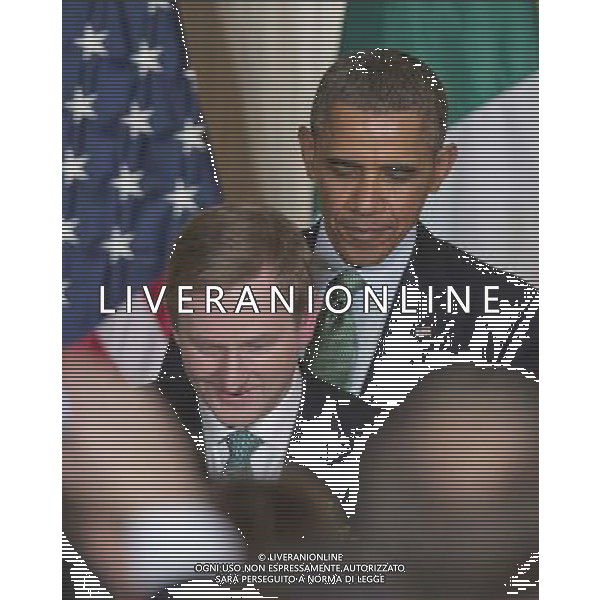 United States President Barack Obama and Prime Minister Enda Kenny of Ireland leave the stage to greet their guests following their remarks at a St. Patrick\'s Day reception in the East Room of the White House in Washington, D.C., USA, 14 March 2014. AG ALDO LIVERANI SAS ONLY ITALY