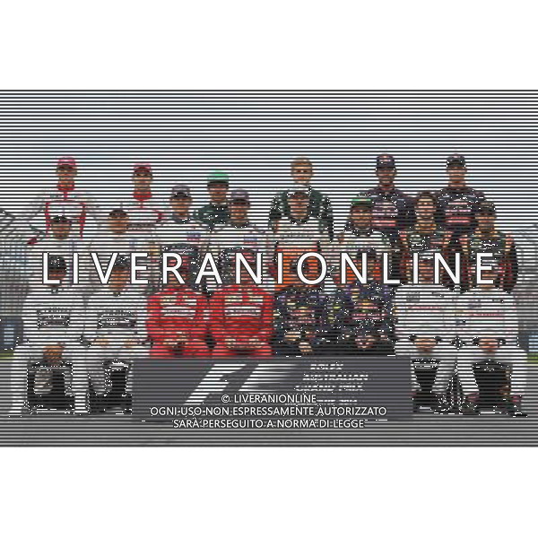 The drivers start of season group photograph. 16.03.2014. Formula 1 World Championship, Rd 1, Australian Grand Prix, Albert Park, Melbourne, Australia, Race Day. - www.xpbimages.com, EMail: requests@xpbimages.com - copy of publication required for printed pictures. Every used picture is fee-liable. © Copyright: Moy / XPB Images AG ALDO LIVERANI SAS ONLY ITALY
