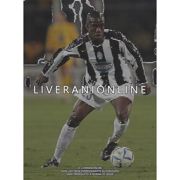 Bergamo 19 novembre 2004 Atalanta - Juventus Tim Cup ottavi di finale nella foto: Kapo Olivier foto andry / ag. aldo liverani
