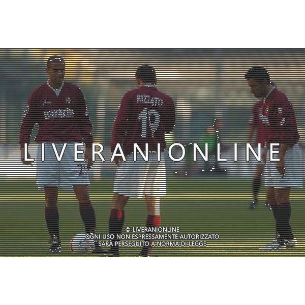 TORINO 19/11/04 COPPA ITALIA 2004/05 TORINO-SAMPDORIA NELLA FOTO HUMBERTO DANIEL CON RIZZATO SIMONE E QUAGLIARELLA FABIO PH GIGI ARCAINI/AG.ALDO LIVERANI